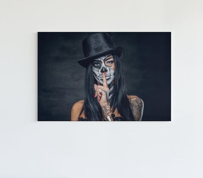Canvas Schilderij - Vrouw - Tatoeage - Wanddecoratie - 60x40x2 cm