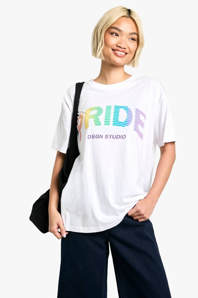 boohoo Dames DSGN Studio Pride Slogan Oversized T-shirt | Wit | Maat: 34