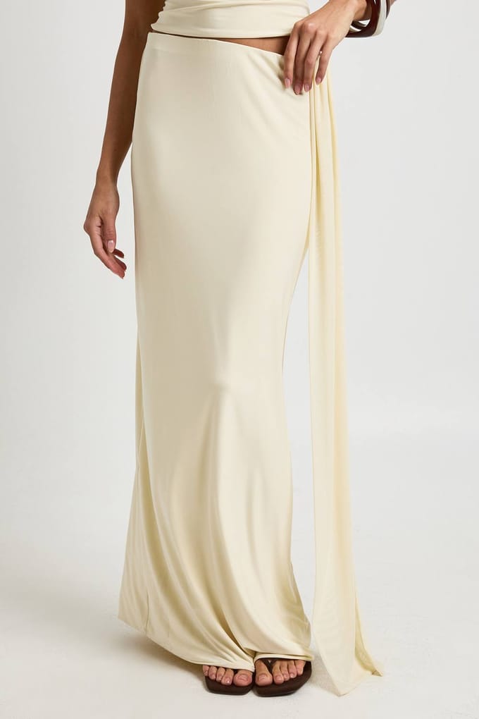 boohoo Dames Slinky Maxi Rok Met Mesh Drapering | Cream | Maat: 8
