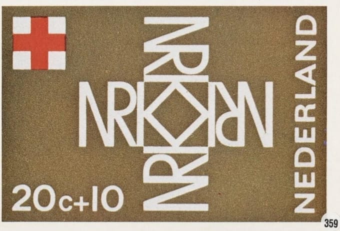 Briefkaart met afbeelding Rode Kruis embleem postzegel