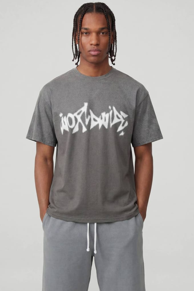 Antraciet Oversized Worldwide Graffiti Print Spray Wash T-shirt | Charcoal | Size Large