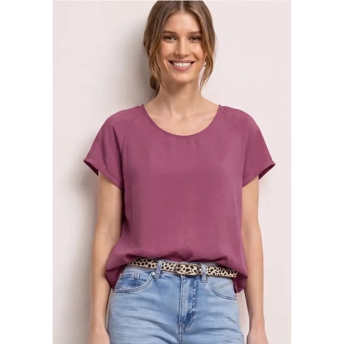 Shirt met overhangende schouders in een structuurmix