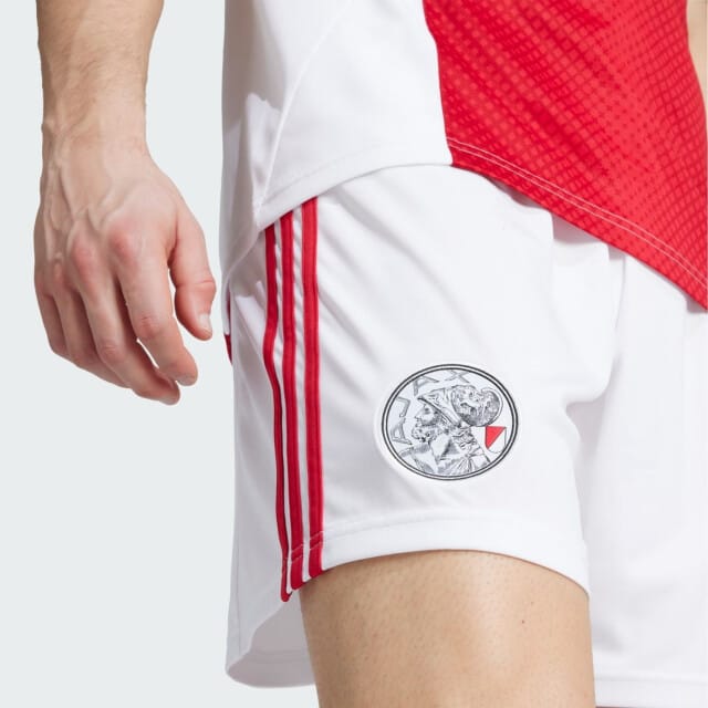 Korte Domicilie Ajax Amsterdam 2025/26