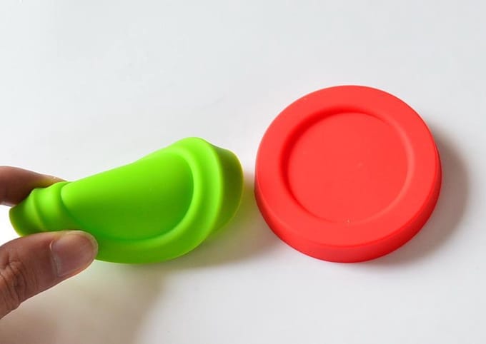 2 st. Silicone afsluit deksels voor blikjes - bier fris blik afsluiter - Groen- Set van 2