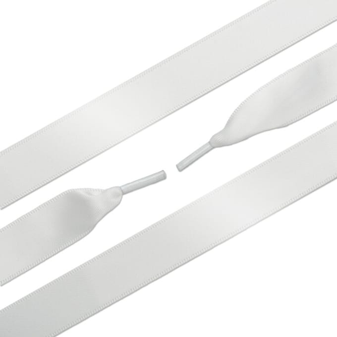 Ringpoint Velvet schoenveters 90cm wit - Feestelijke parelmoer veters van satijn lint  Dreamily White