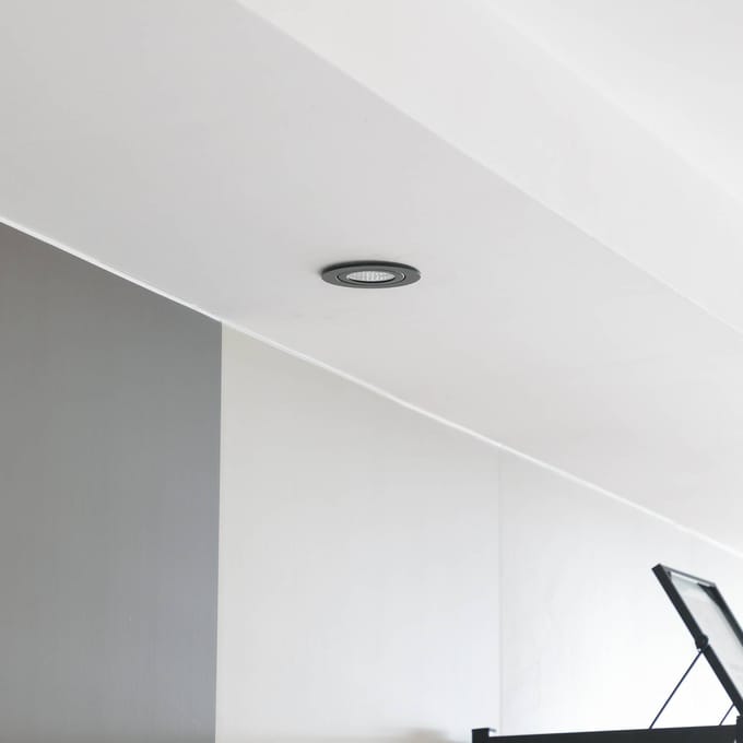 Arcchio LED downlight Jyra, zwart, 2.700K