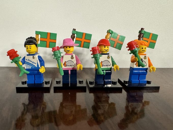 4Daagse poppetje alle vier in kadoblikje