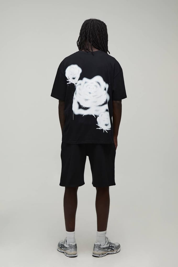 Oversized Graffiti Spray Roos T-shirt & Short Set | Black | Size Medium