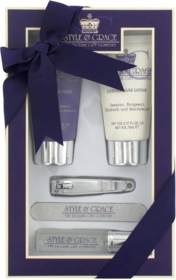 Style & Grace Pamper Kit For Your Hands Geschenkset 70ml Handseife + 70ml Handlotion + 15ml EDP Roller Ball + Nagelfeile + Nagelknipser