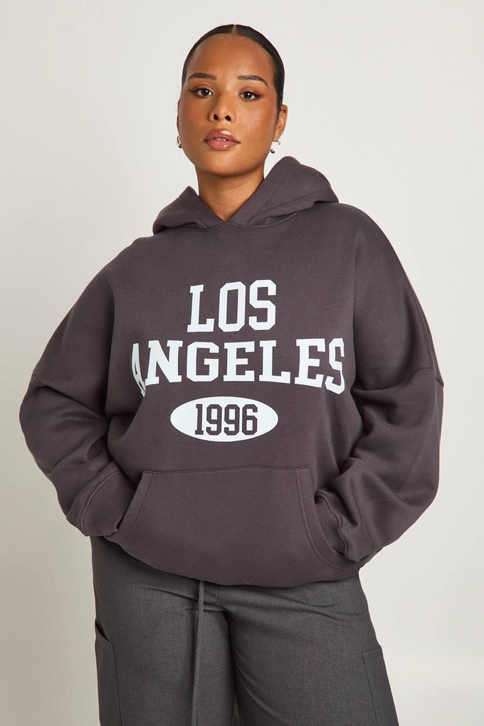 boohoo Dames Plus Los Angeles Oversized Hoodie | Houtskool | Maat: 56