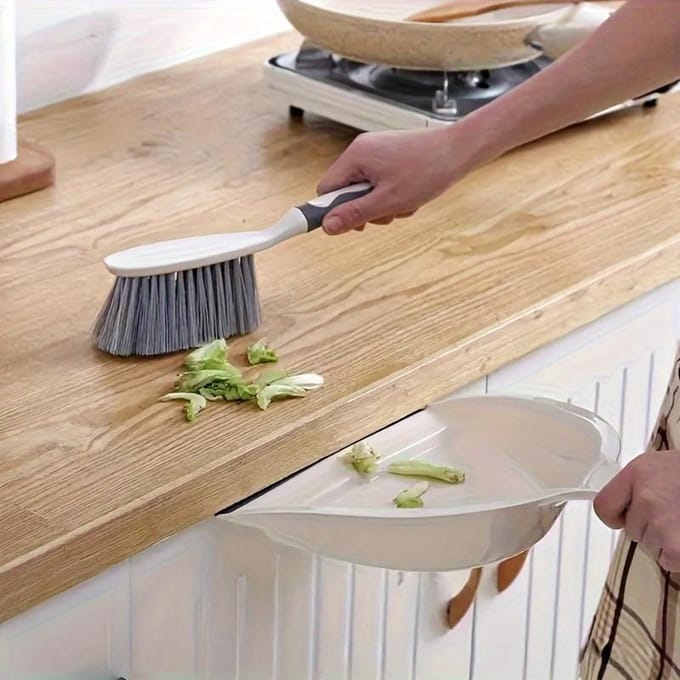 Draagbare Mini Bezem en Stoffer Set voor Huis Kantoor Bureau Schoonmaakborstel white