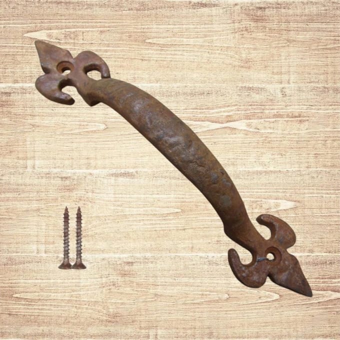 Fleur De Lys Cabinet Pull Handle Rust 7"
