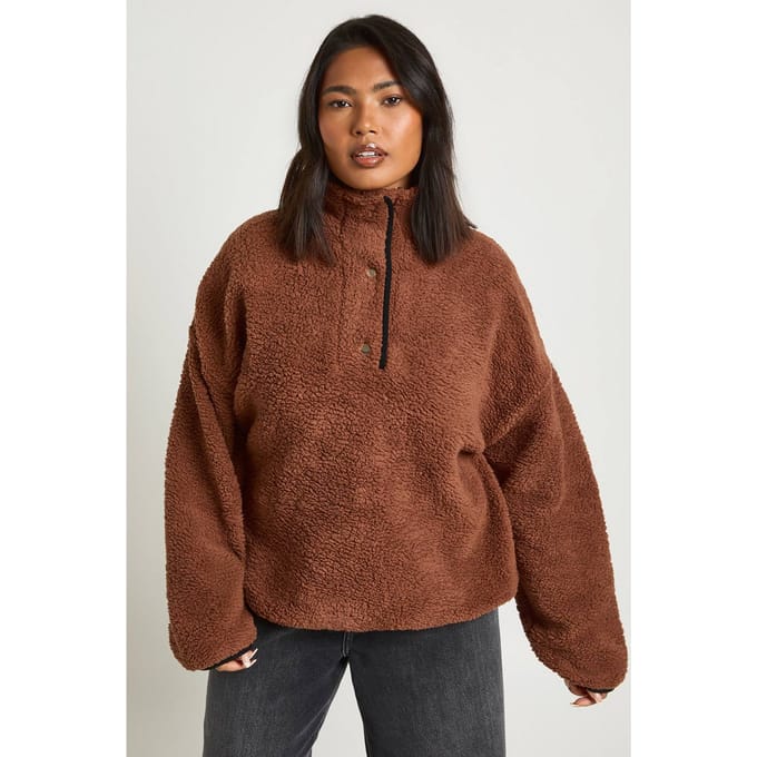 boohoo Dames Plus Borg Doorknoop Sweatshirt | Stone | Maat: 18