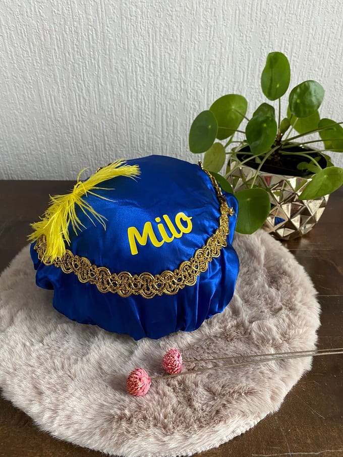 Hip met Pit Creaties - Pietenmuts - Gepersonaliseerd Naam - Blauw - Sinterklaas Kinderen - Rollenspel - Mail Naam - Feestelijk Cadeau