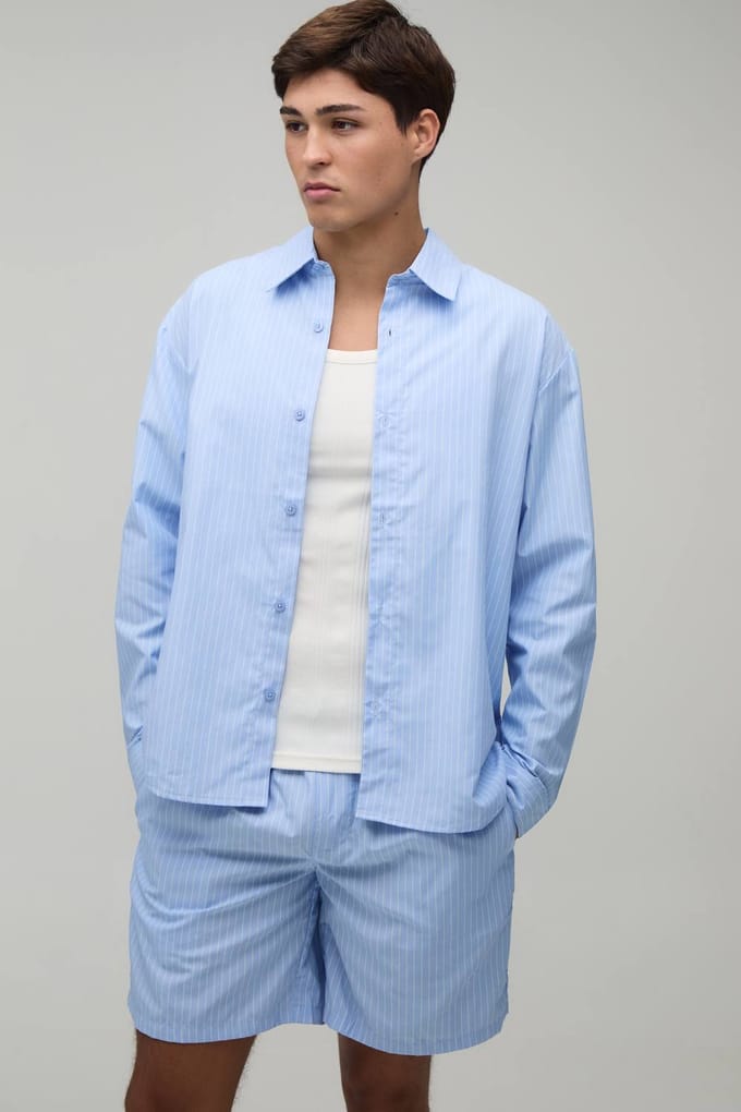 Gestreepte Poplin Oversized Shirt Met Gebogen Zoom & Baggy Short Set | Blue | Size Medium