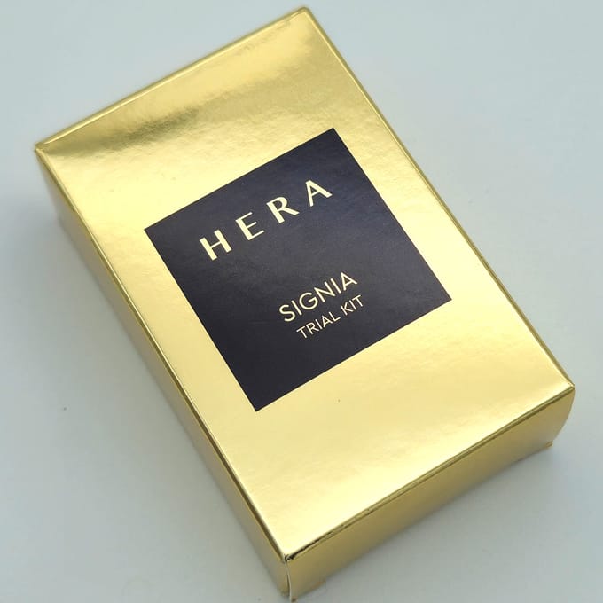 [HERA] Signia Trial Kit (Sample) Water 20ml + Emulsion 20ml 1 SET (1 box) white