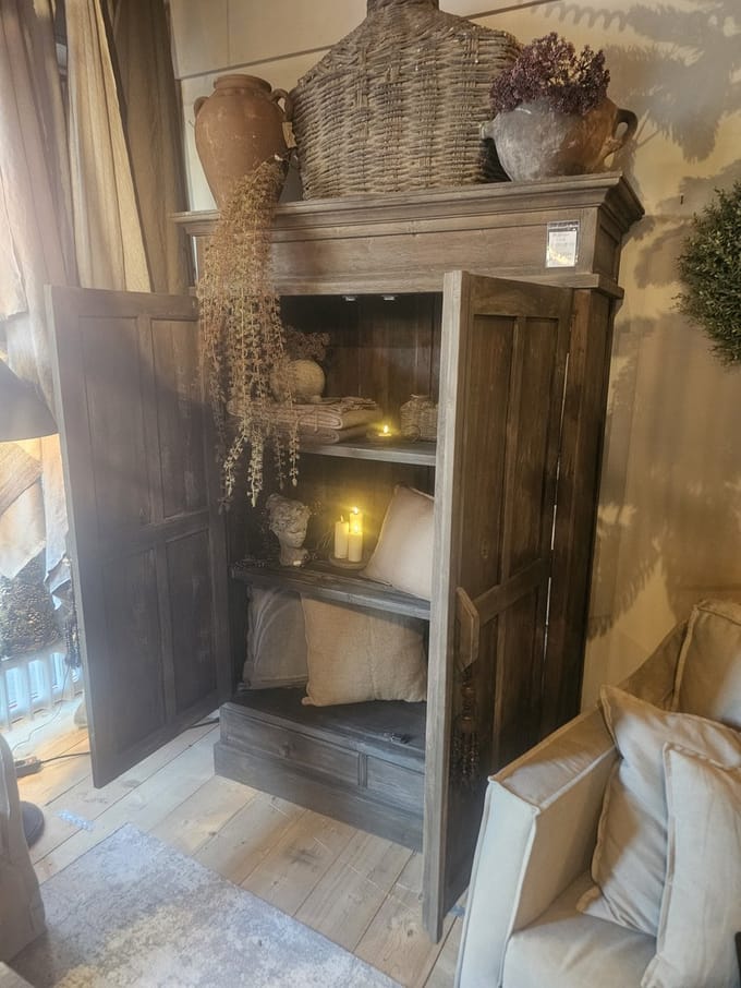 LUKSA| KAST DICHTE KAST | hoog 195 CM