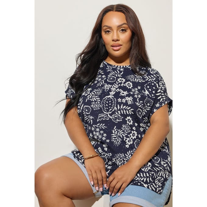Yours Marineblauwe Top Met Bladprint En Textuur Size 54-56