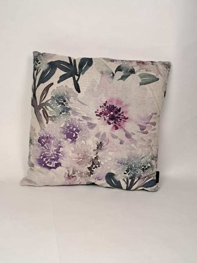 Madison sierkussen 45x45cm Flowers Purple