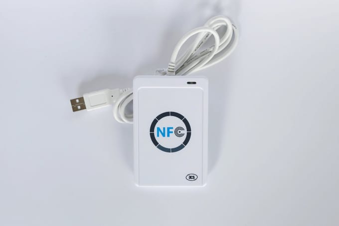 ACS ACR122U - nfc/rfid-kaartlezer en writer - usb - wit