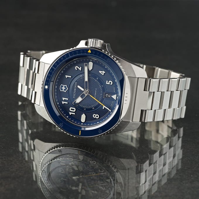 Victorinox Journey 1884 242010 Horloge