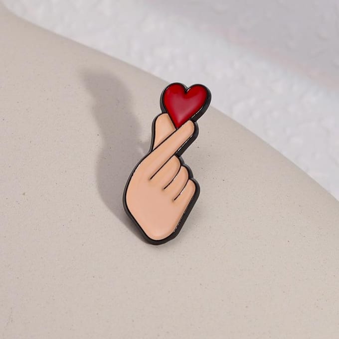 Creatieve Leuke Cartoon Vinger Hart Legering Broche, Heren- en Dameskoppel Tasclip Accessoires 1 PCS