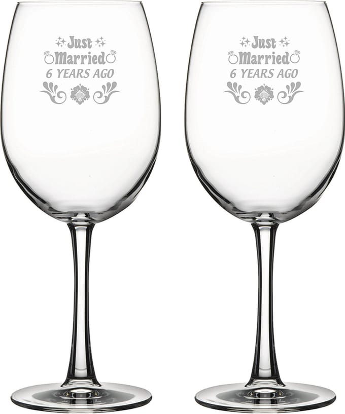 Gegraveerde set rode wijnglazen 58cl Just Married 6 year ago