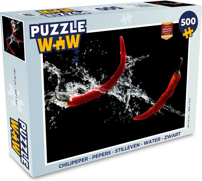 Puzzel Chilipeper - Stilleven - Water - Zwart - Rood - Legpuzzel - Puzzel 500 stukjes
