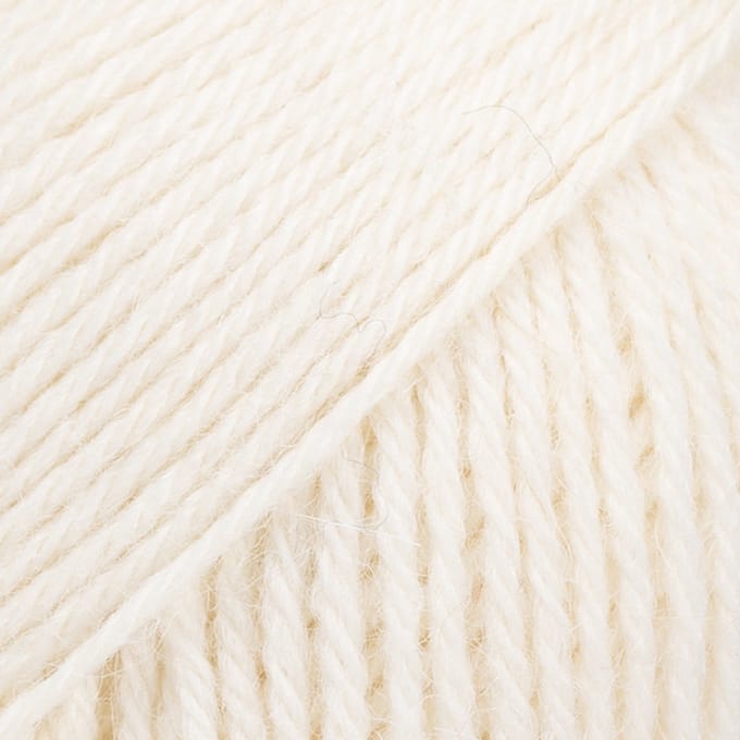 DROPS Nord Uni Colour - 01 naturel - Wol Garen