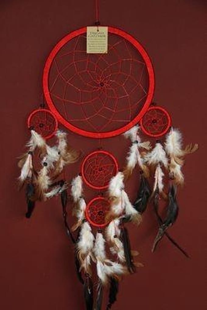 Dromenvanger / Dreamcatcher Ø22cm met kleintjes  - rood