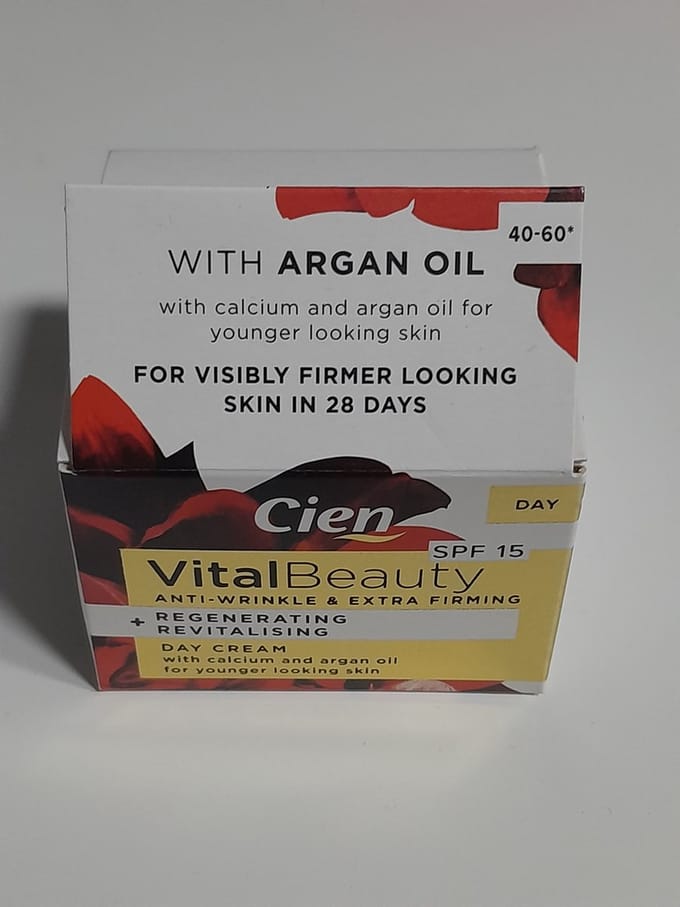 Cien Vital Beauty dagcrème Anti-Wrinkle & Extra Firming 50 ml.