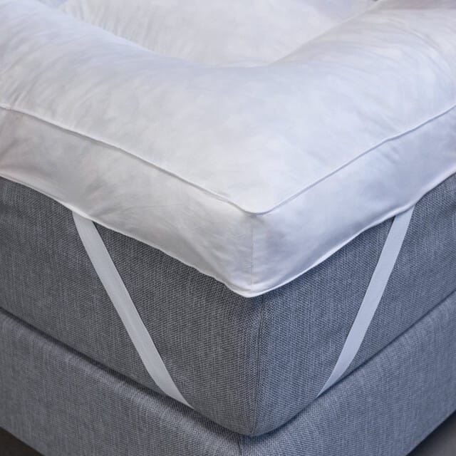 Fabiola Topper 90x200 cm - 10CM Topdekmatras - Matrastopper Veren & Traagschuim - Medium Hardheid