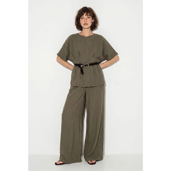 Viscose-Linnen Blouse en Wijd Puntige Broekset