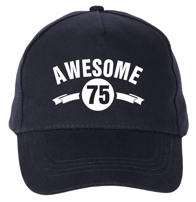 Mijncadeautje - 5 panel - Cap - Verstelbaar - Pet van 100% dik geborsteld katoen- unisex - opdruk wit - Awesome 75 jaar - navy blauw