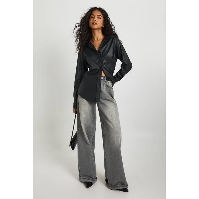 boohoo Dames Oversized shirt van kunstleer | Zwart | Maat: 34