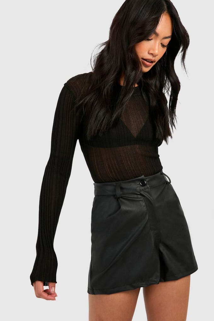 boohoo Dames Faux Leather Look High Waisted Short | Black | Maat: 6