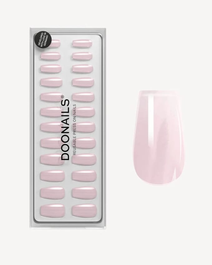 Doonails - Soft Gel Press Ons - Jetset Short Coffin