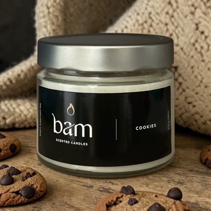 BAM Cookies Geurkaars – Basic Collection Medium – 50 Branduren – 210 g – Zonnebloemwas – Vegan - koekjes