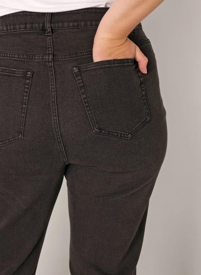 BASE LEVEL CURVY Amylia Bottoms - Black - maat W3(52) / L32