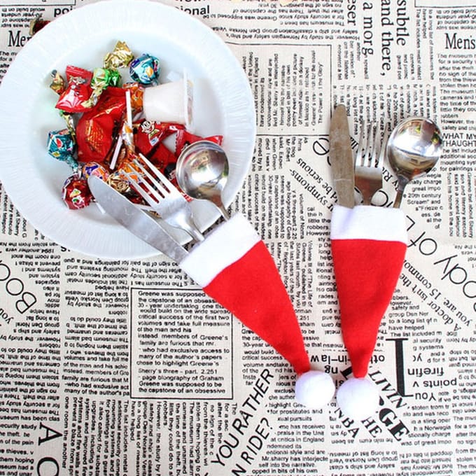 8 Kerstmuts hoesjes voor bestek- eitjes - fles - lolly