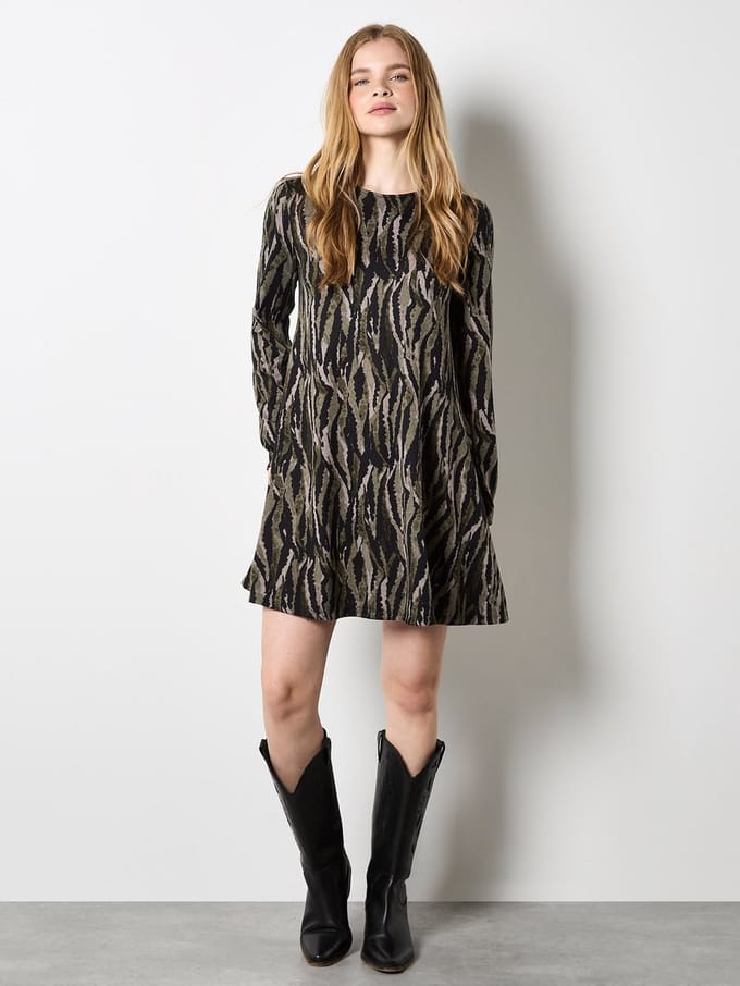 Zebra-gebreide swing-minijurk