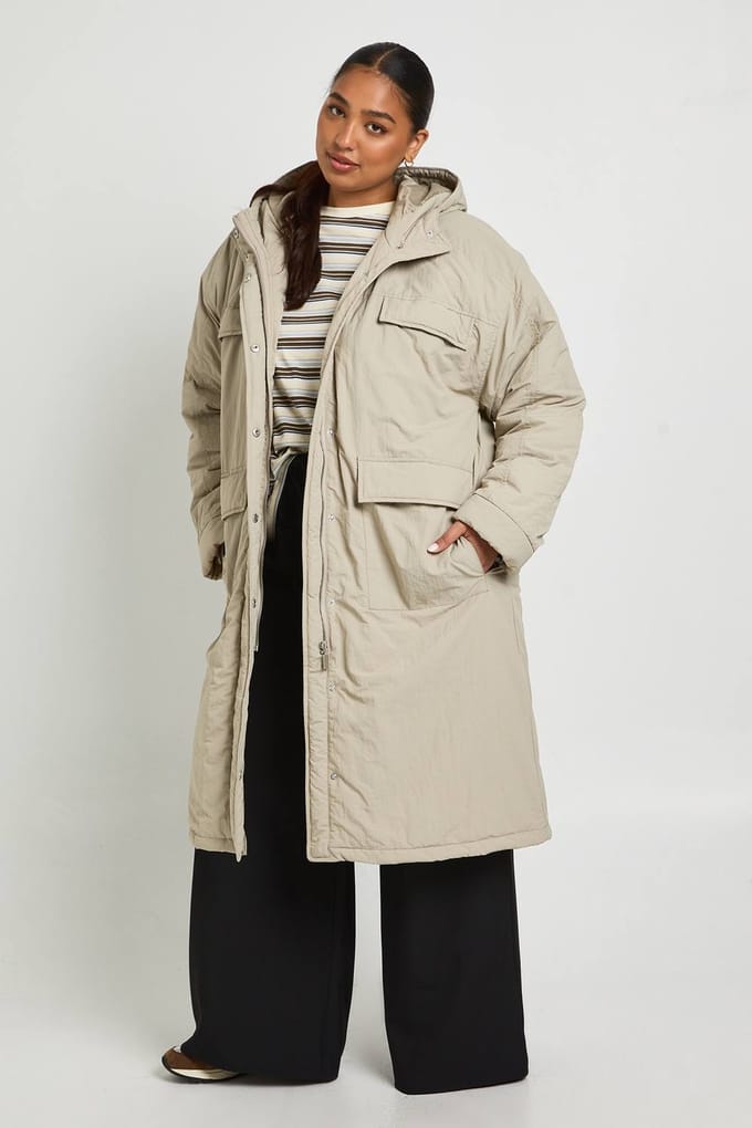 boohoo Dames Plus Long Line Parka Jas | Stone | Maat: 16