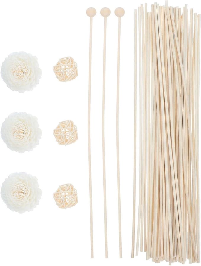 Geurstokjes set - Diffuser accessoires - Huis verfrissen - Met bloem - 29 cm - Beige