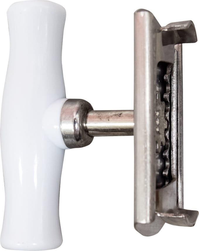 St. Helens Home & Garden Artritis potopener