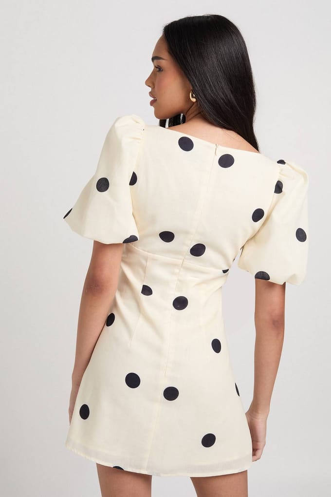 boohoo Dames Grote gestippelde shiftjurk met linnen-look | Natural | Maat: 36