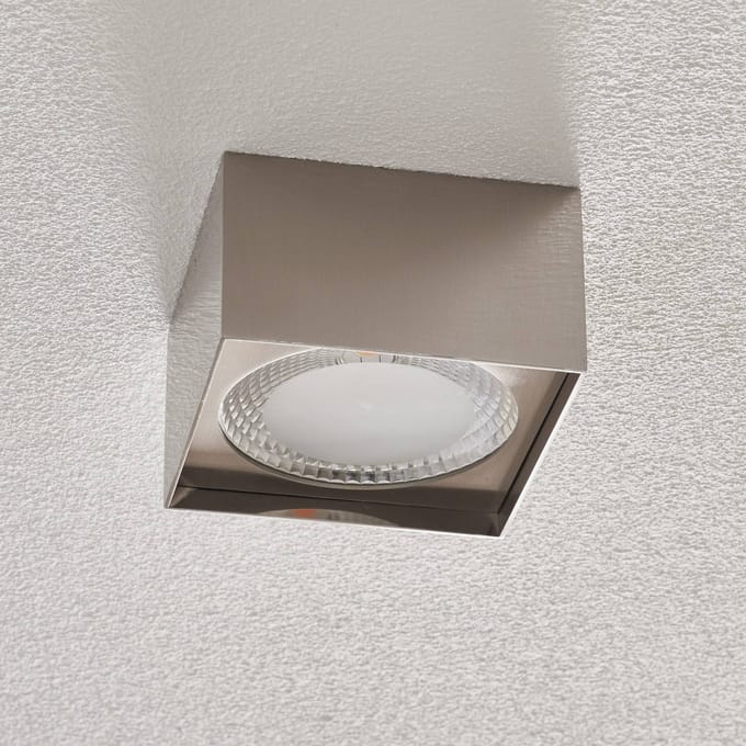 Helestra Kari LED plafondlamp, hoekig, nikkel