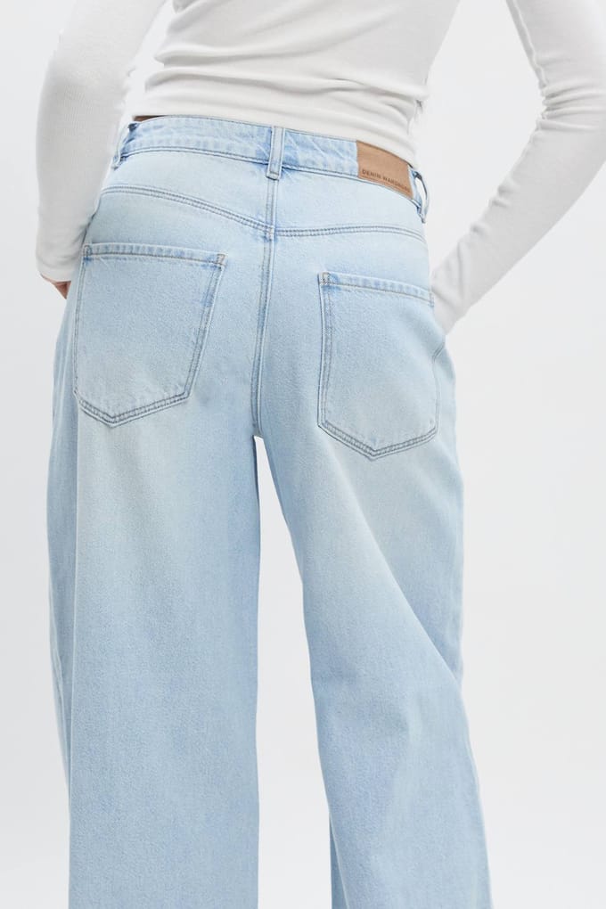 boohoo Dames Midden taille losse pasvorm skaterjean | Gebleekt | Maat: 44