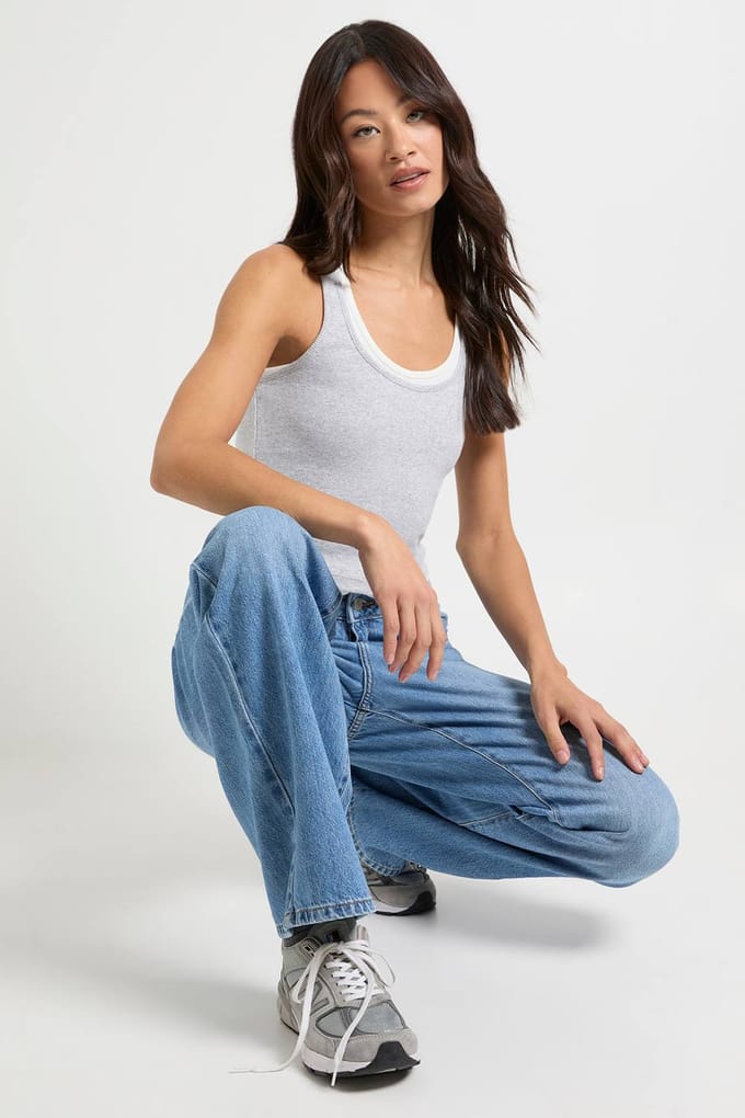 boohoo Dames Tall Basics Hoge Taille Rechte Pijp Jean | Mid Blue | Maat: 6/36L