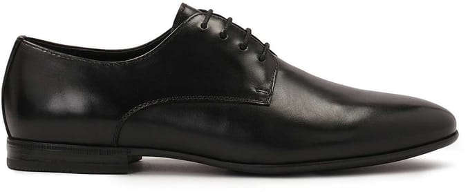 Elegant black shoes