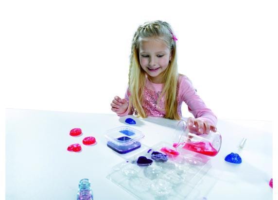SES Creative Zeepjes Gieten met Glitter en Gietvormen - Voor Meisjes vanaf 7 Jaar - Experimenteerset - Zeep Maken - Schoencadeautjes Sinterklaas